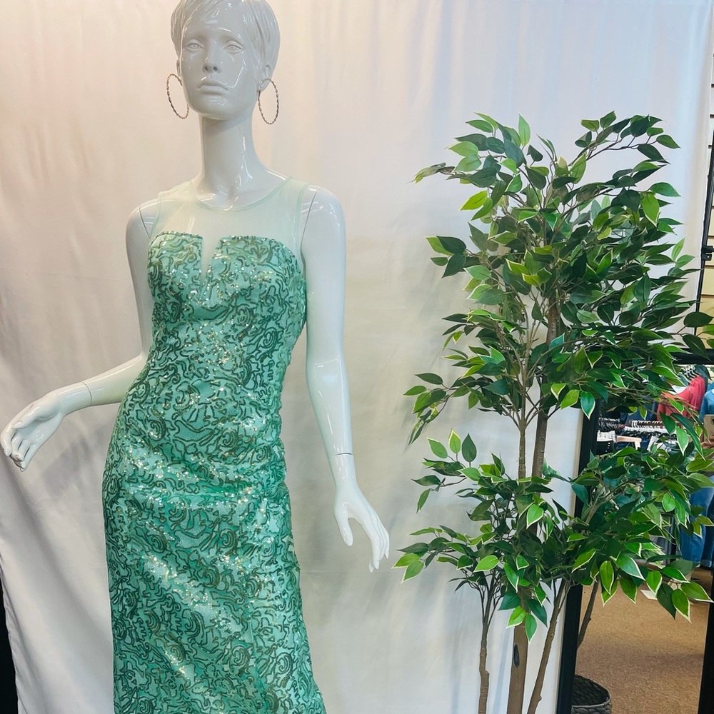 Long sequence Dress prom